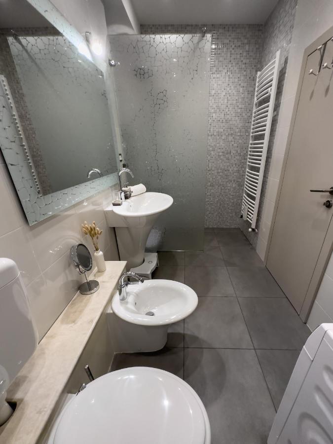 105M2 Penthouse Sea View Rijeka With Free Garage Parking Lägenhet Exteriör bild
