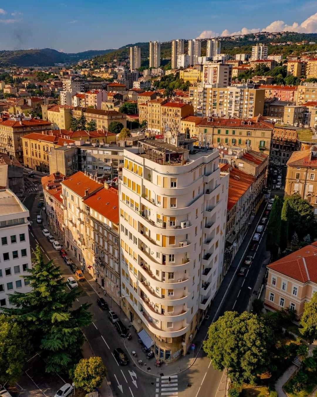 105M2 Penthouse Sea View Rijeka With Free Garage Parking Lägenhet Exteriör bild